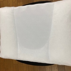 昭和西川ムアツ枕の画像