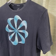 風車NIKE dri-fit ランニング　Tシャツ　黒　サイズLの画像