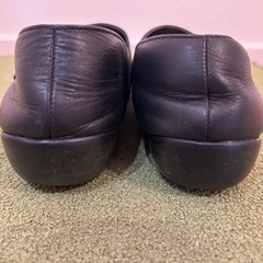 黒 ストラップ付き パンプス　SOVA PARENT SPORTSの画像
