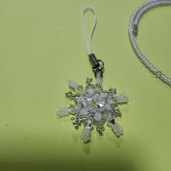 ビーズアクセサリーネックレス&キーホルダーの画像