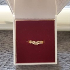 金の指輪の画像