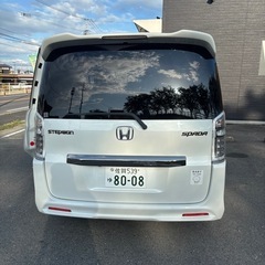 H25年式 ホンダステップワゴンの画像
