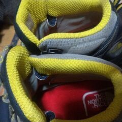 THE NORTH FACE　トレッキングシューズの画像