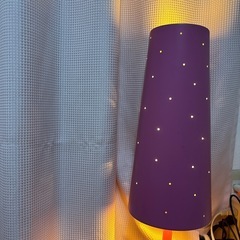 IKEA ピンク　ランプの画像