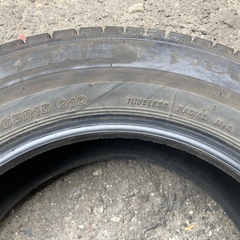 BS VRX3 2022年製 195/65R15 4本 9分山 冬タイヤ中古 バリ溝 ヴォクシープリウスセレナアリオンイストなどにの画像
