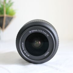 Nikon D5200 標準ズームセット 一眼レフカメラ バリアングル液晶搭載の画像