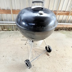weber BBQ グリルの画像