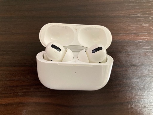 AirPods Pro ワイヤレス充電器他