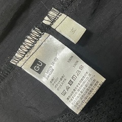 GU ブラック ナイロンベスト サイズM 黒の画像
