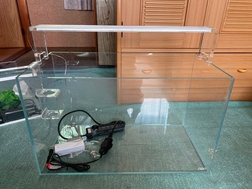 アクアリウム水槽60センチ
