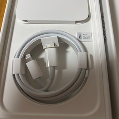 iPhone 13 箱　付属品ケーブル　ピン　SoftBankの画像