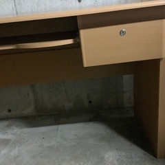 PC用デスク　【引き取り8月末まで】の画像