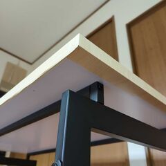 デスク・テーブル・机の画像