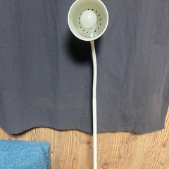 フロアスタンドライト（高さ約140cm）の画像