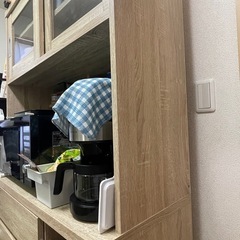 【dinos】食器棚の画像