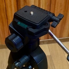 ケンコー Kenko　ZF-300 カメラ・ビデオ兼用三脚 軽量3段の画像