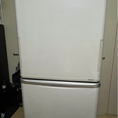 シャープ350L 冷蔵庫の画像