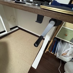 手動昇降デスクの画像