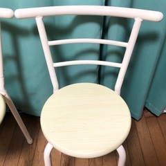 【大至急！すぐ処分】イス　椅子　ダイニングチェア　二脚　木目　中古の画像