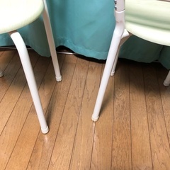 【大至急！すぐ処分】イス　椅子　ダイニングチェア　二脚　木目　中古の画像