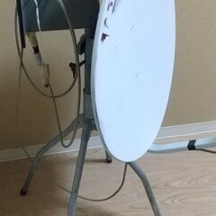 マスプロ　BS・CSアンテナ(反射板53x46cm)　4脚、フラ...