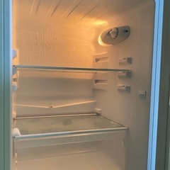 冷蔵庫の画像