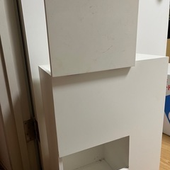キャスター付きドレッサーの画像