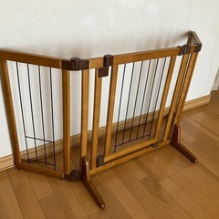 激安‼️【自立式】ペットゲートの画像