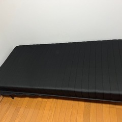 ベッドの画像