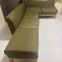 L字型ソファー、オットマンの画像