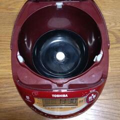 TOSHIBA　炊飯器の画像