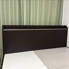 ニトリ　セミダブルベッド　引出し付き　の画像