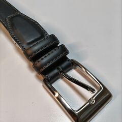ブラック ベルト シルバーバックルの画像