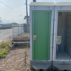 仮設トイレ　中古大小セット　　清掃済みの画像