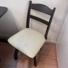 ニトリ ダイニングテーブル&チェアセットの画像