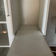 カップボード　食器棚の画像