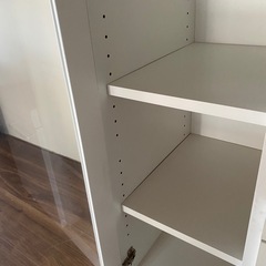 カップボード　食器棚の画像