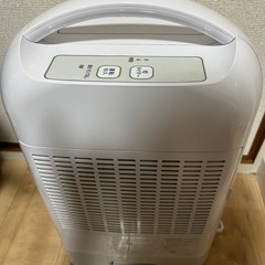 アイリスオーヤマ　除湿機
の画像