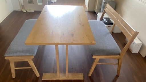 ダイニングテーブルセット（ベンチ付き）