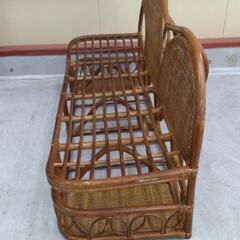 20250805007　家具 　藤ソファの画像