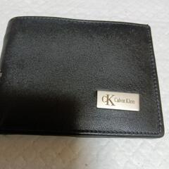 お勧めでお買い得商品ですブランド財布!!ck.calvin.klciｎカルバン・クラインとＬｅＶlSの二つ折り財布2点です!の画像