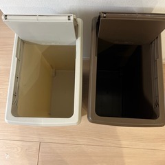 ニトリ　30Lゴミ箱2つの画像
