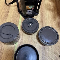 弁当箱の画像