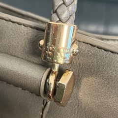 グレー　ショルダーバック　美品の画像