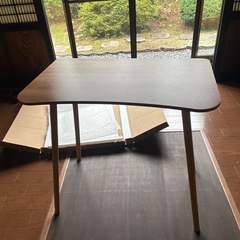 交渉中。パソコンデスク？の画像