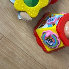 アンパンマン はらぺこあおむしの画像