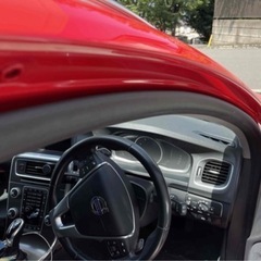 【ボルボ V60 T4 SE インテリセーフ】（整備済・車検2026年6月）の画像