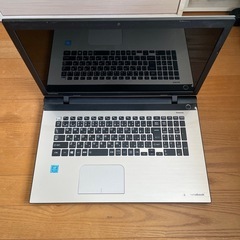 ノートパソコン TOSHIBA Dynabookの画像