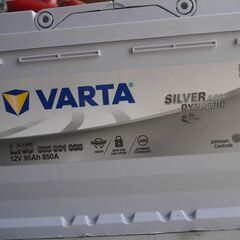 VARTA Silver Dynamic 欧州車バッテリー　12V 95AH　LN5の画像
