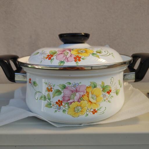 新品未使用品 花柄ホーロー製両手鍋20㎝ (熊本) 本妙寺入口の